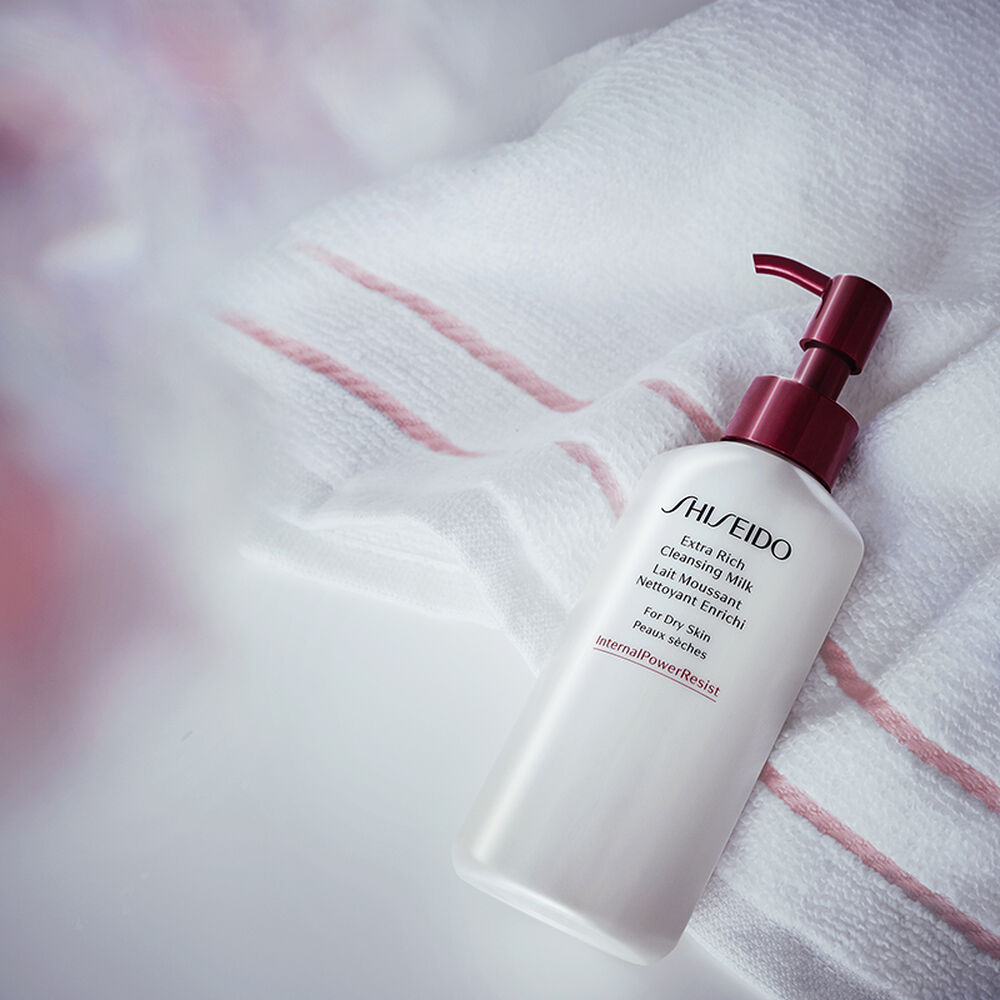 Extra Rich Cleansing Milk, 
