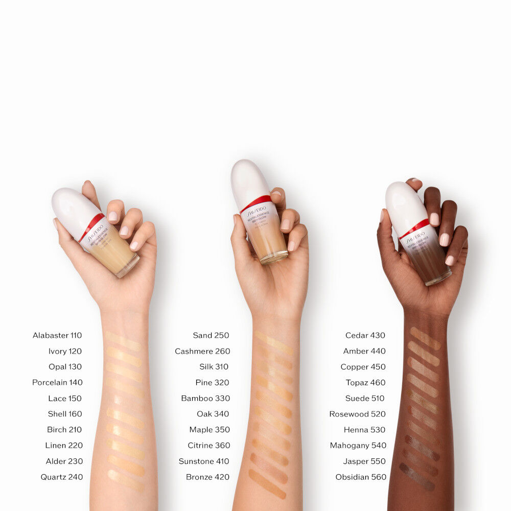 REVITALESSENCE SKIN GLOW Foundation, 150